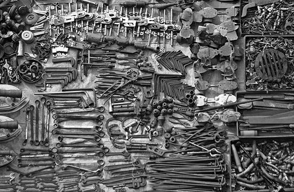 Tools im Projektmanagement (Quelle flickr.com @Meanest Indian) Tools im Projektmanagement (Quelle flickr.com @Meanest Indian)