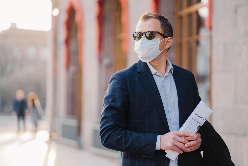 Mann-mit-Maske